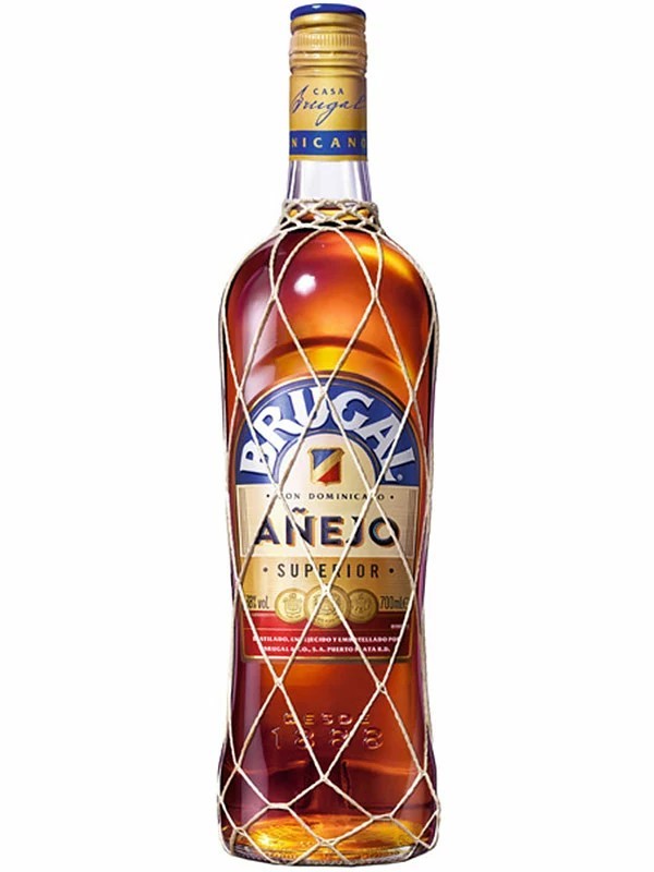 Ром Brugal Anejo 38%