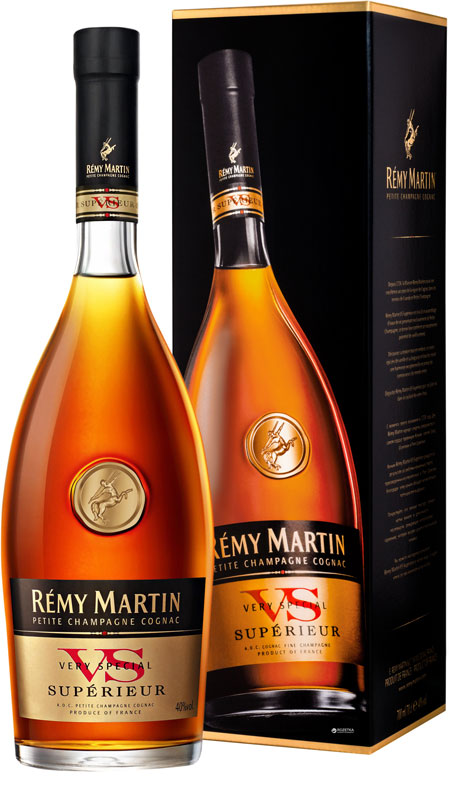 Коньяк Remy Martin Superior VS від 3 років витримки 40% в подарунковій упаковці